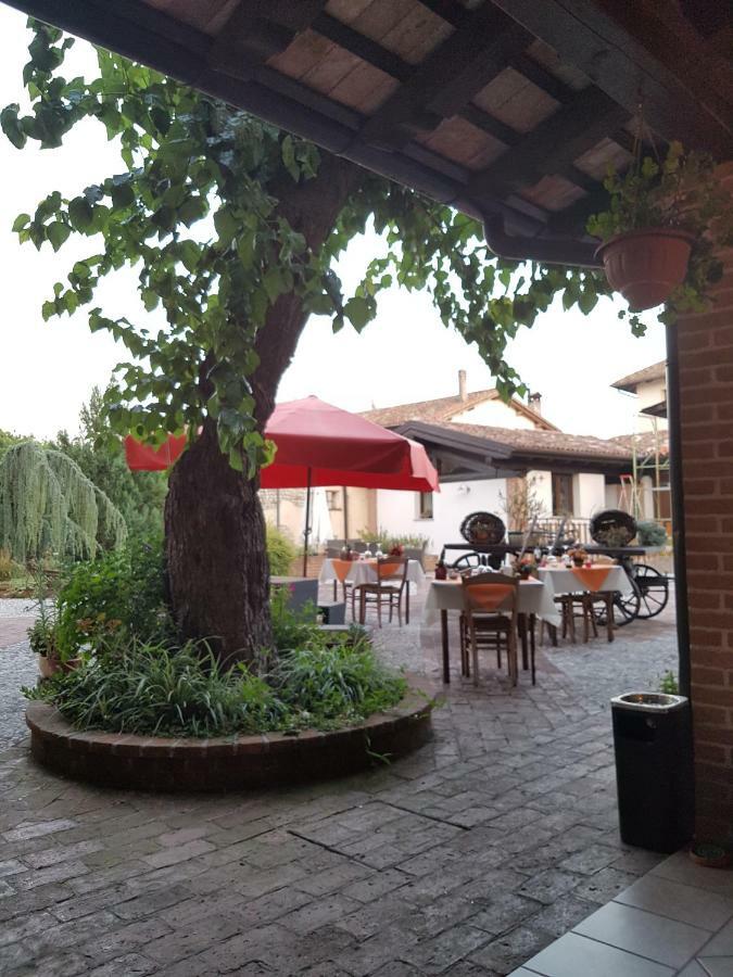 Отель Al Fienile Orzano Экстерьер фото